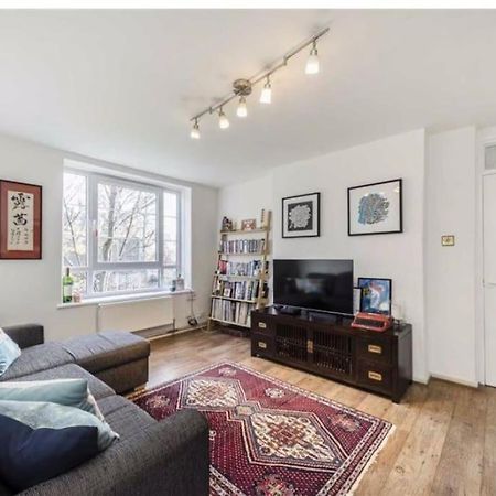 Spacious 2 Bedroom Flat In Central Londra Exterior foto