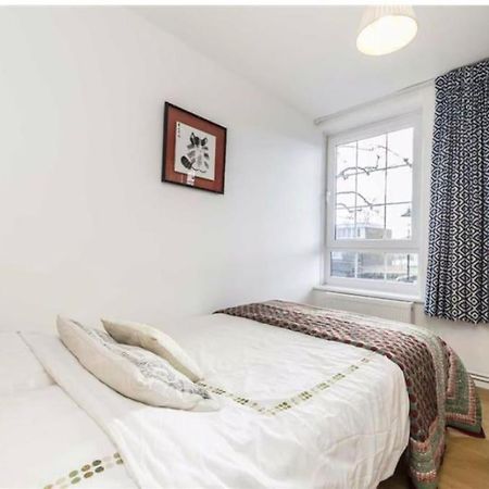 Spacious 2 Bedroom Flat In Central Londra Exterior foto